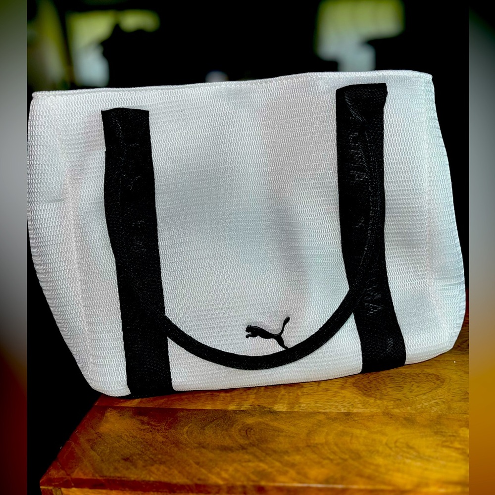 EUC PUMA TOTE
